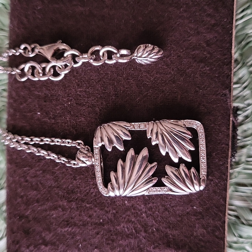 Sterling Silver and diamond pendant, 1 1/4", Silver